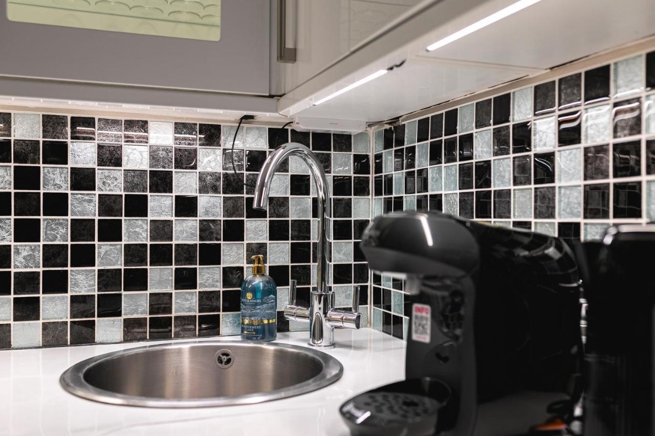 Brighton Lanes 3Br Apartment ภายนอก รูปภาพ
